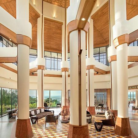 Doubletree By Hilton Goa - Panaji Hotel Екстериор снимка