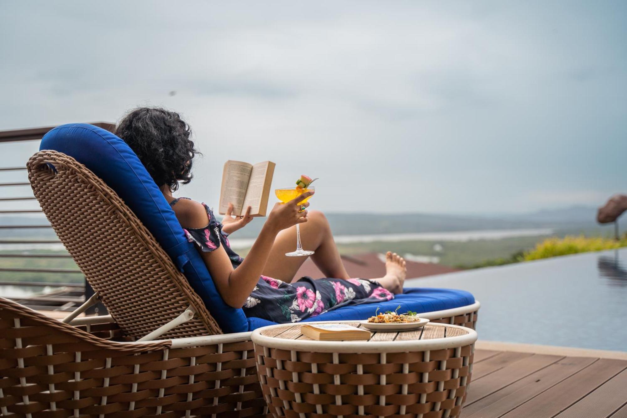 Doubletree By Hilton Goa - Panaji Hotel Екстериор снимка