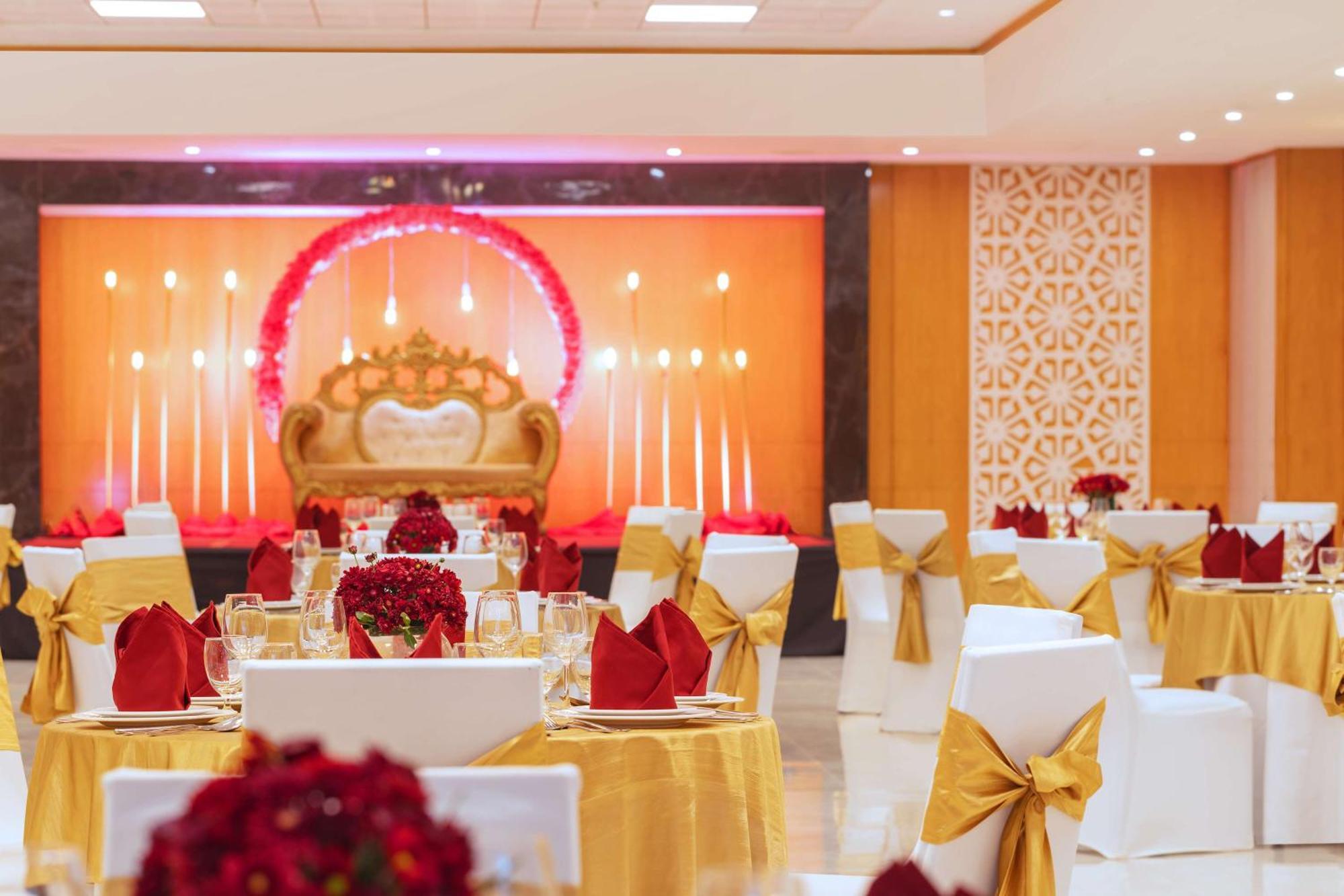 Doubletree By Hilton Goa - Panaji Hotel Екстериор снимка