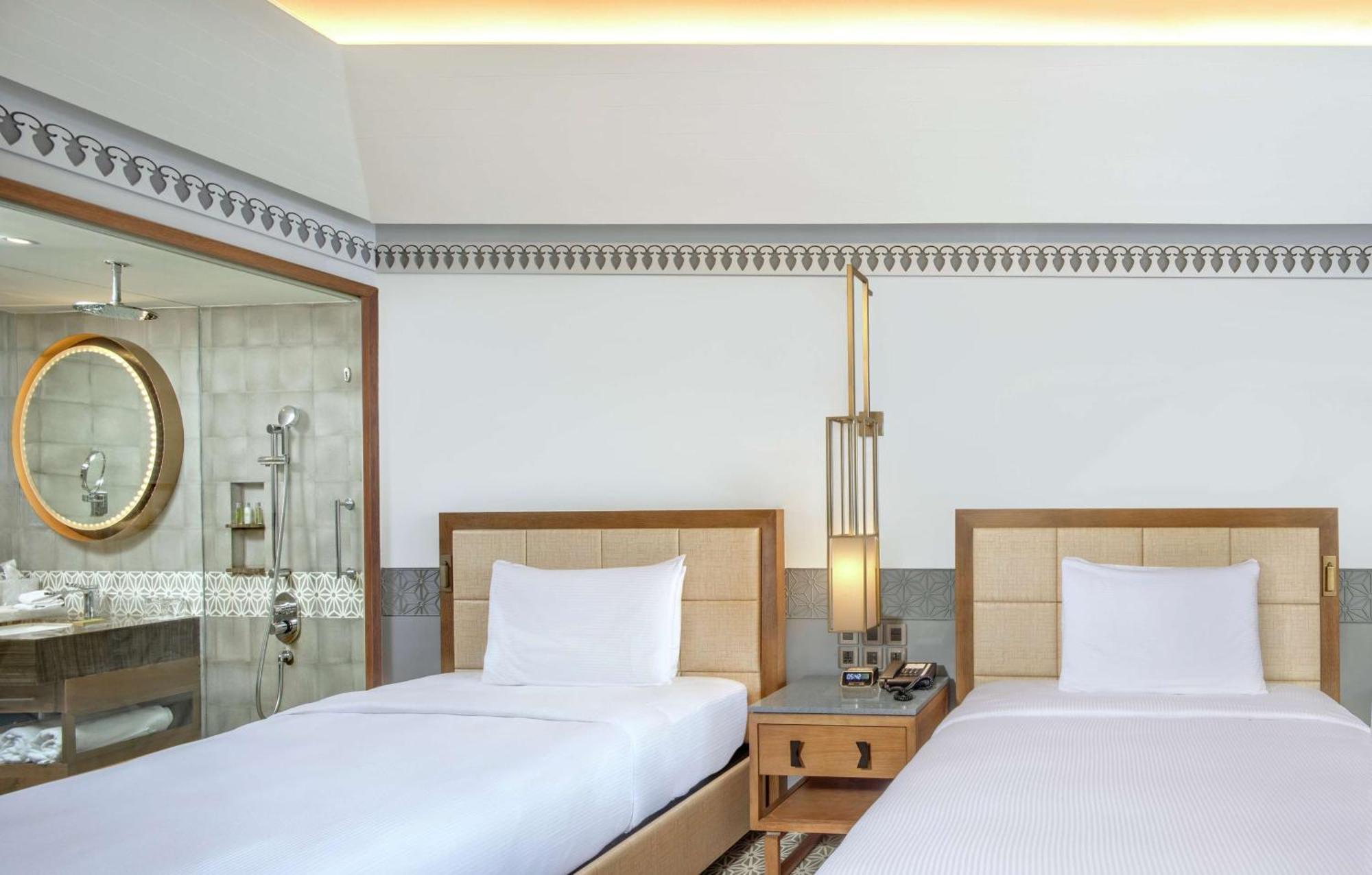 Doubletree By Hilton Goa - Panaji Hotel Екстериор снимка