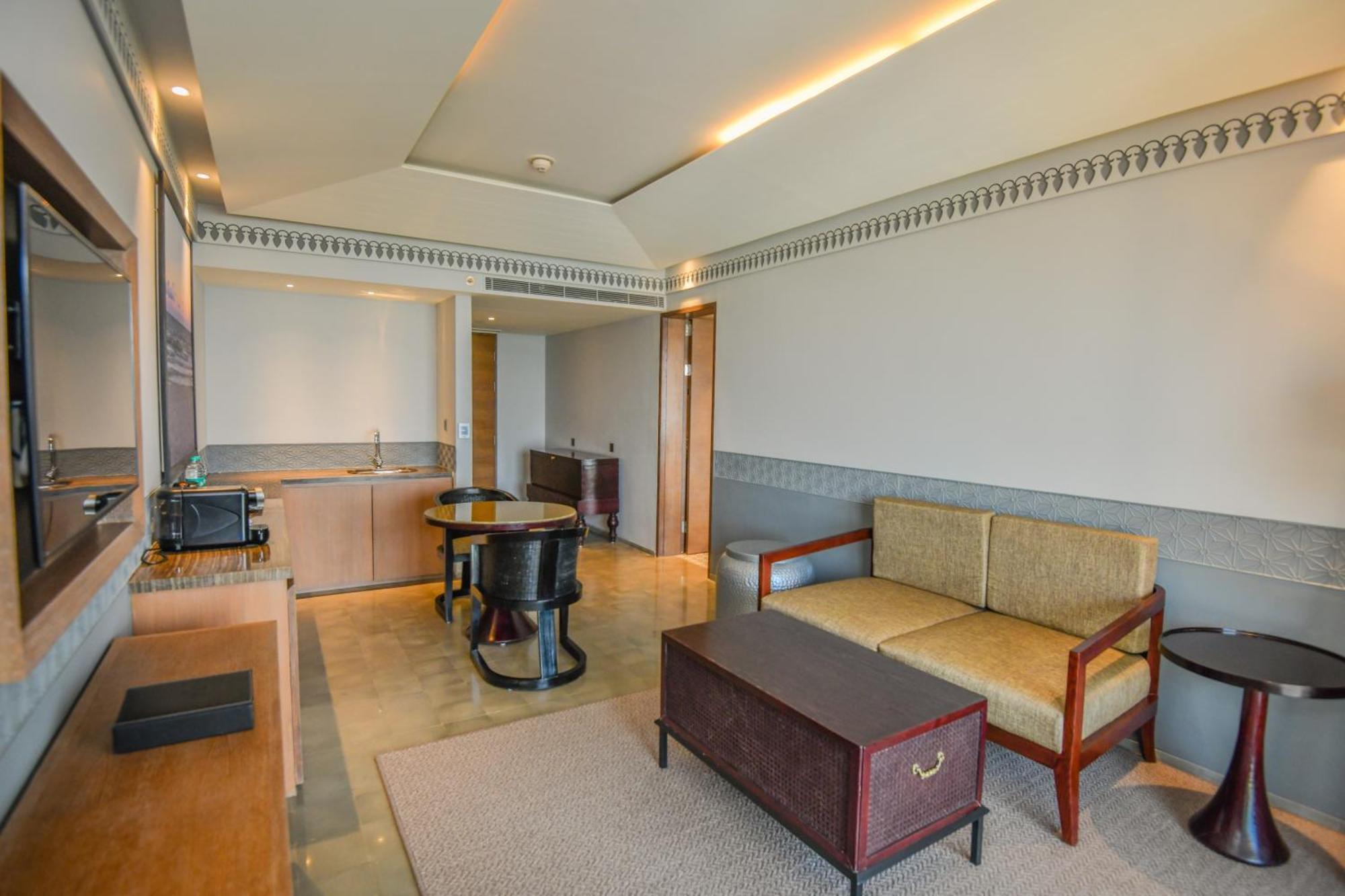 Doubletree By Hilton Goa - Panaji Hotel Екстериор снимка